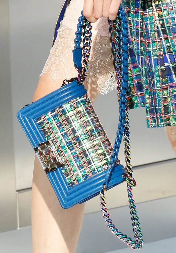 Chanel-Spring-2016-Runway-Bag-Collection-18