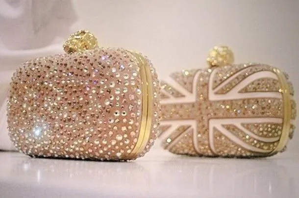 Latest-White-and-Gold-Clutch-Bag-for-Brides.jpg